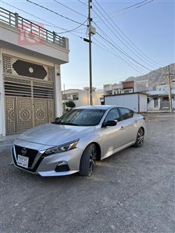 نیسان ئەلتیما
